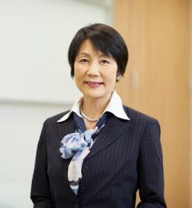 佐藤 淑子 氏