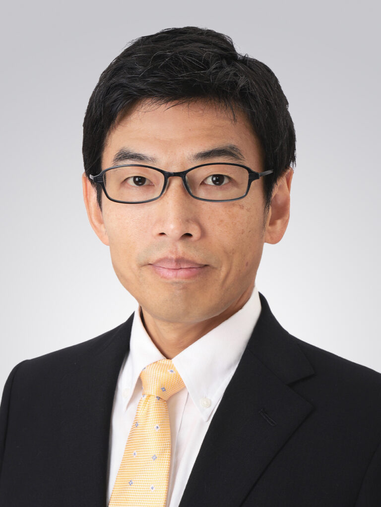 安本 哲宏 氏