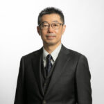 松田 俊治 氏